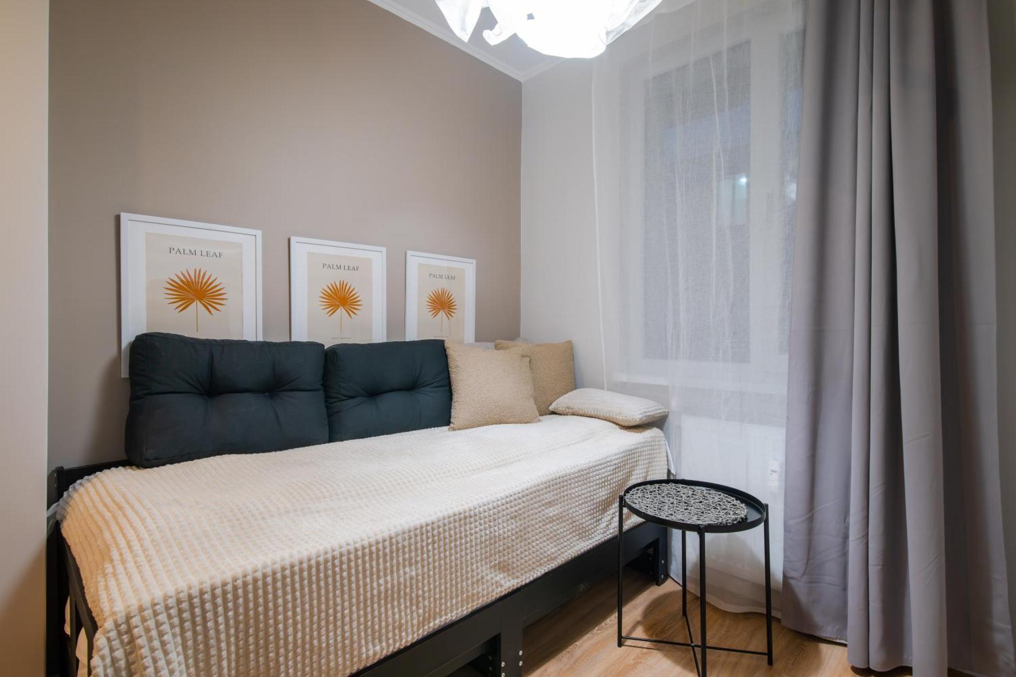 Tom Thumb & Thumbelina ~ 2 Private Rooms In Sofia Center Buitenkant foto
